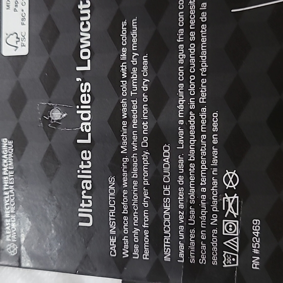 NWT 6 pairs of white low-cut socks. Shoe size 4-10.  Athletic - Picture 3 of 6